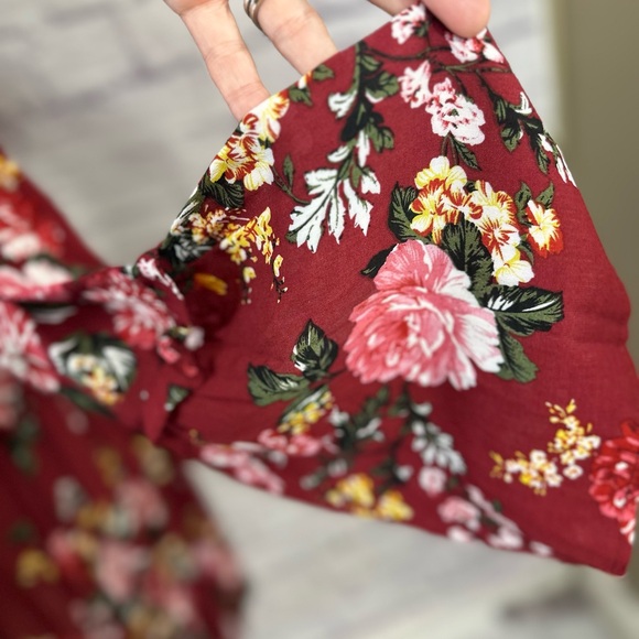 Umgee USA Burgundy Floral Boho Mini Dress – Size Small NWT - Picture 4 of 13